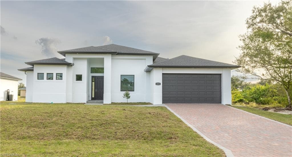 4111 10th ST SW LEHIGH ACRES, FL 33976