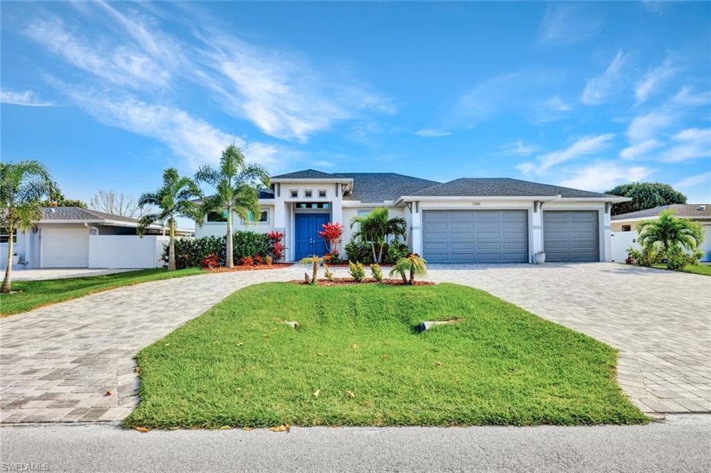 1306 Everest PKWY CAPE CORAL, FL 33904