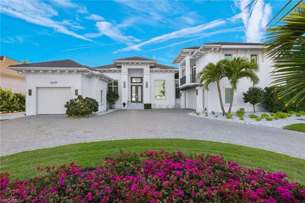 2649 Tarpon RD NAPLES, FL 34102