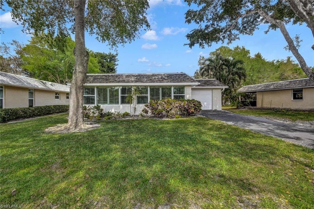 257 Yorkshire CT 7 NAPLES, FL 34112