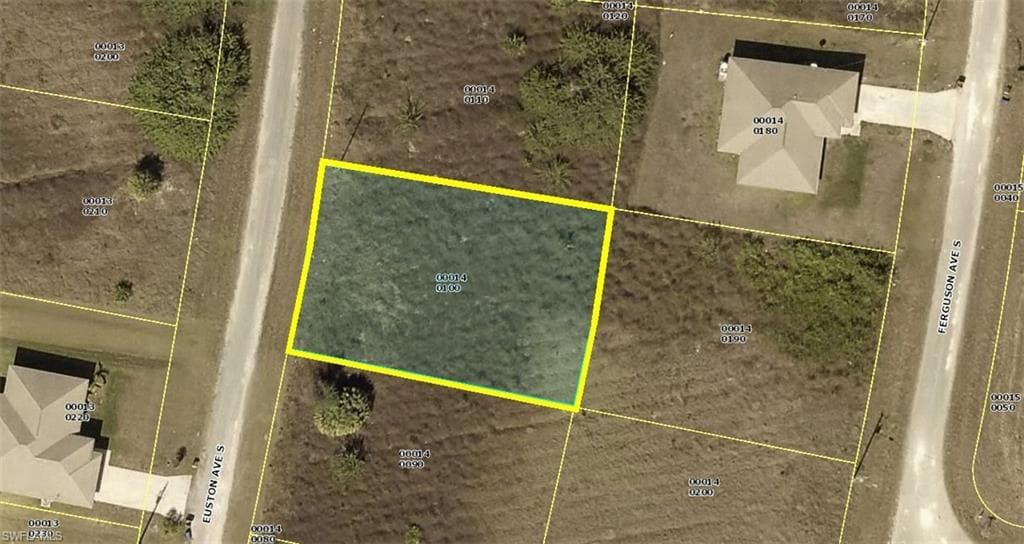 715 Euston AVE S LEHIGH ACRES, FL 33974