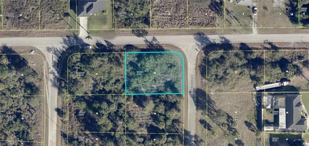 704 Clemwood AVE S LEHIGH ACRES, FL 33974
