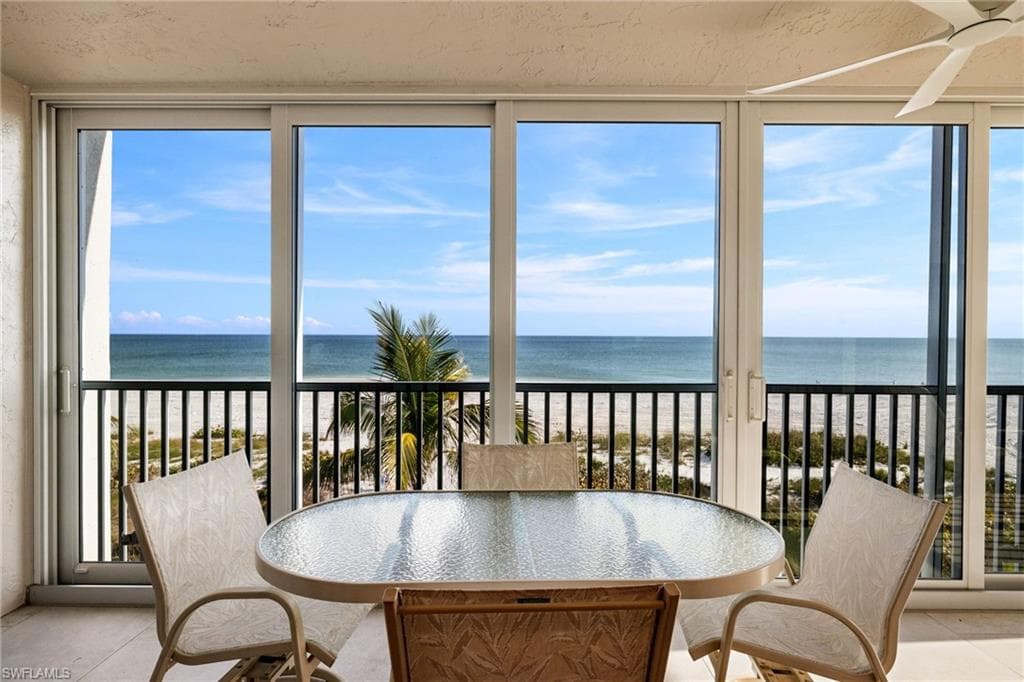 610 Donax ST 135 SANIBEL, FL 33957
