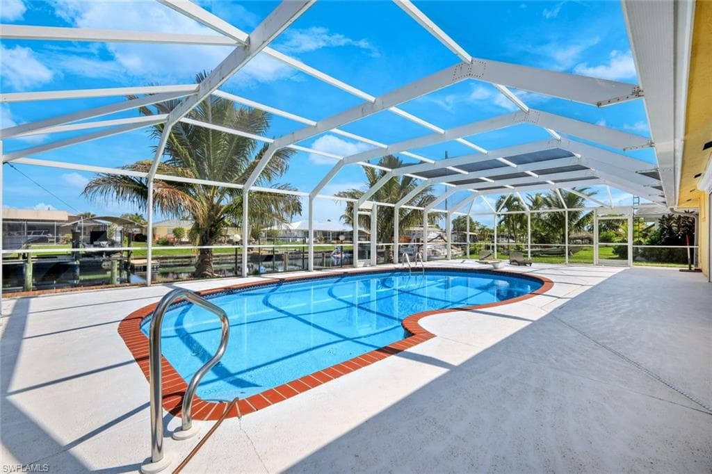 5303 SW 2nd PL CAPE CORAL, FL 33914