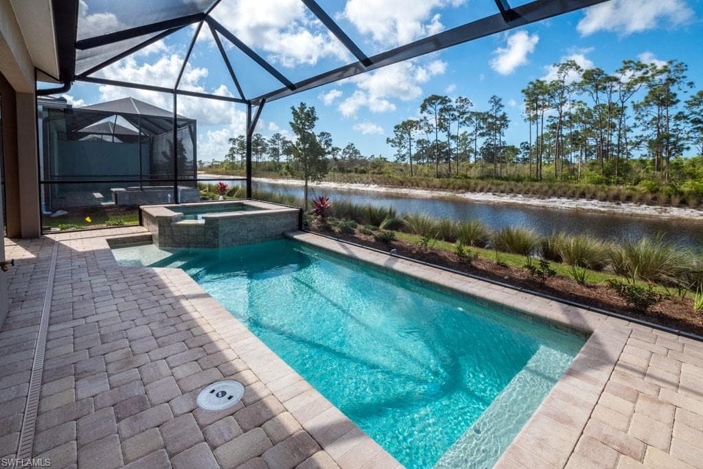 6867 Saona CT NAPLES, FL 34113