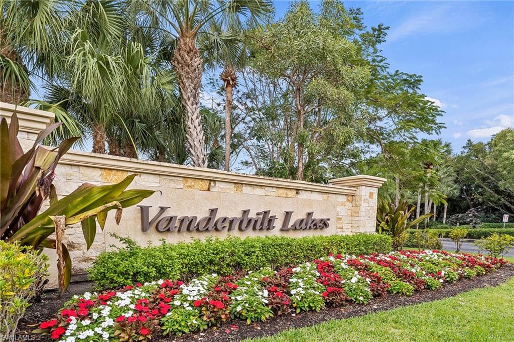3960 Windward Passage CIR 102 BONITA SPRINGS, FL 34134