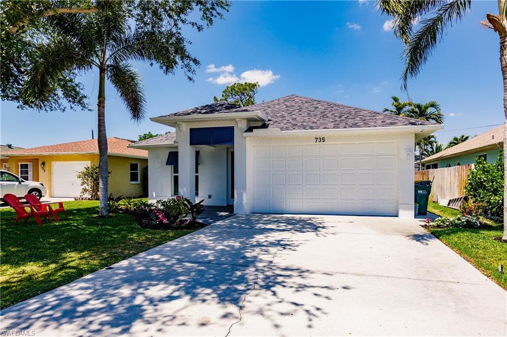 739 98th AVE N NAPLES, FL 34108