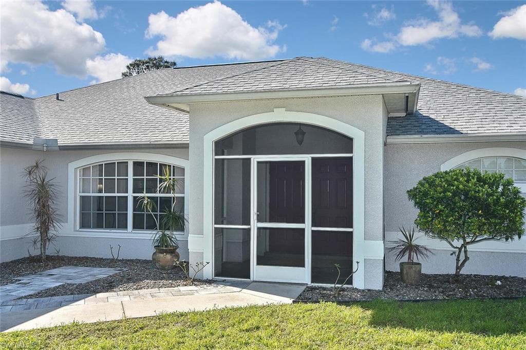 1246 Count ST E LEHIGH ACRES, FL 33974