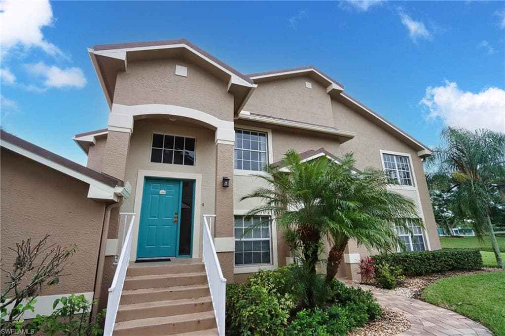 9201 Lalique LN 1604 FORT MYERS, FL 33919