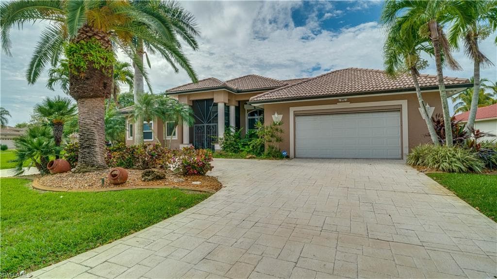 9849 Mar Largo CIR FORT MYERS, FL 33919