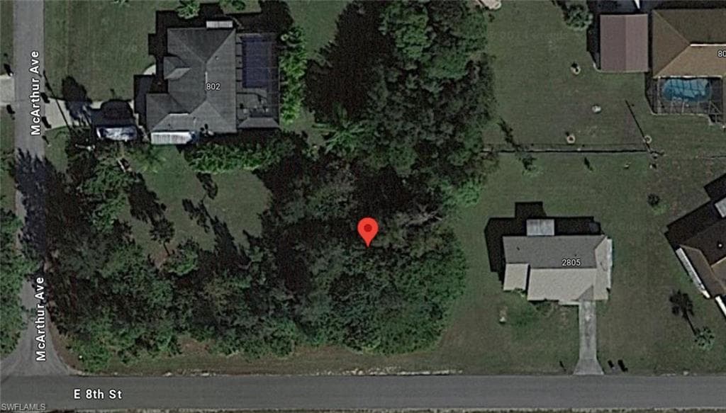 2803 8th ST LEHIGH ACRES, FL 33972