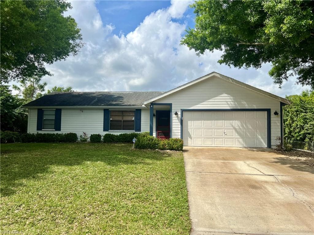 919 Robert AVE LEHIGH ACRES, FL 33936