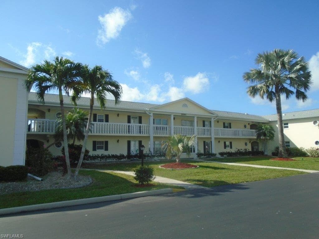 13501 Stratford Place CIR 103 FORT MYERS, FL 33919