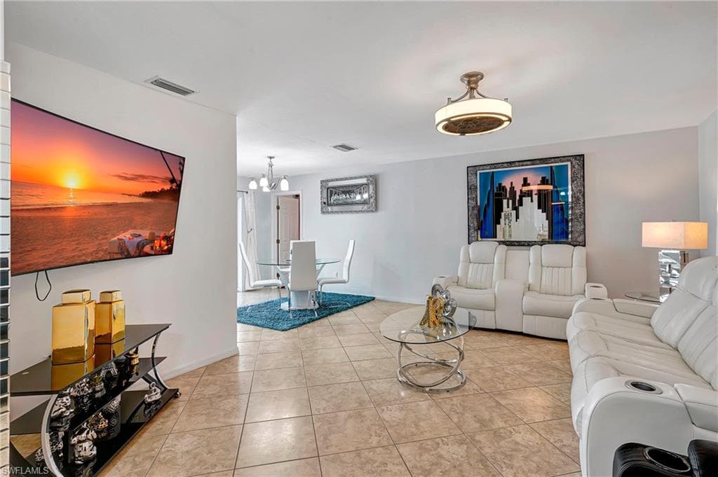 3431 SW 5th PL CAPE CORAL, FL 33914