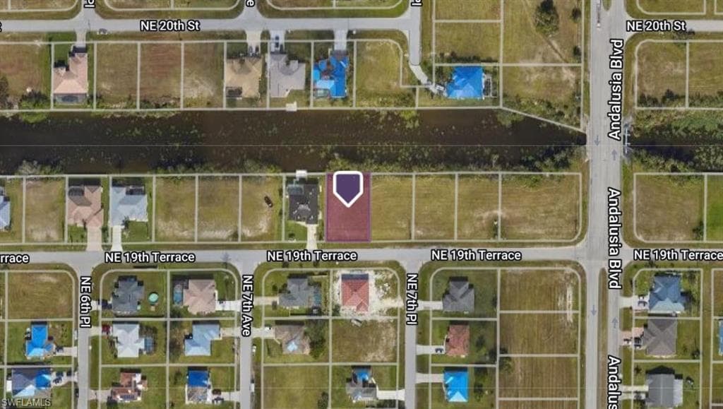 709 NE 19th TER CAPE CORAL, FL 33909