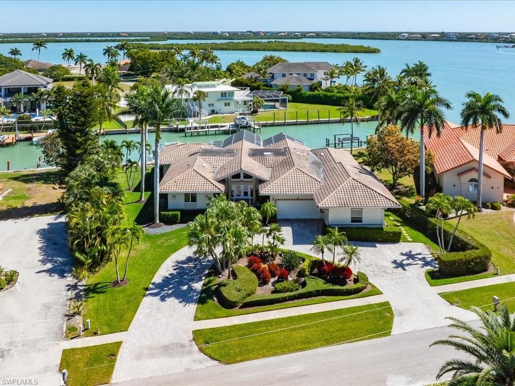 971 Scott DR MARCO ISLAND, FL 34145