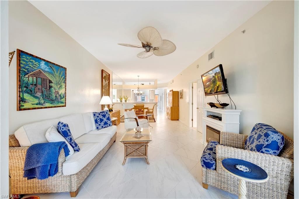 6660 Beach Resort DR 1013 NAPLES, FL 34114