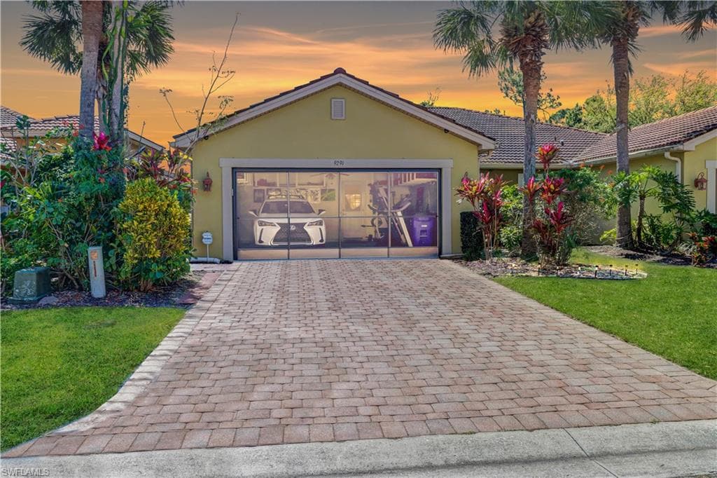 9291 Aegean CIR LEHIGH ACRES, FL 33936