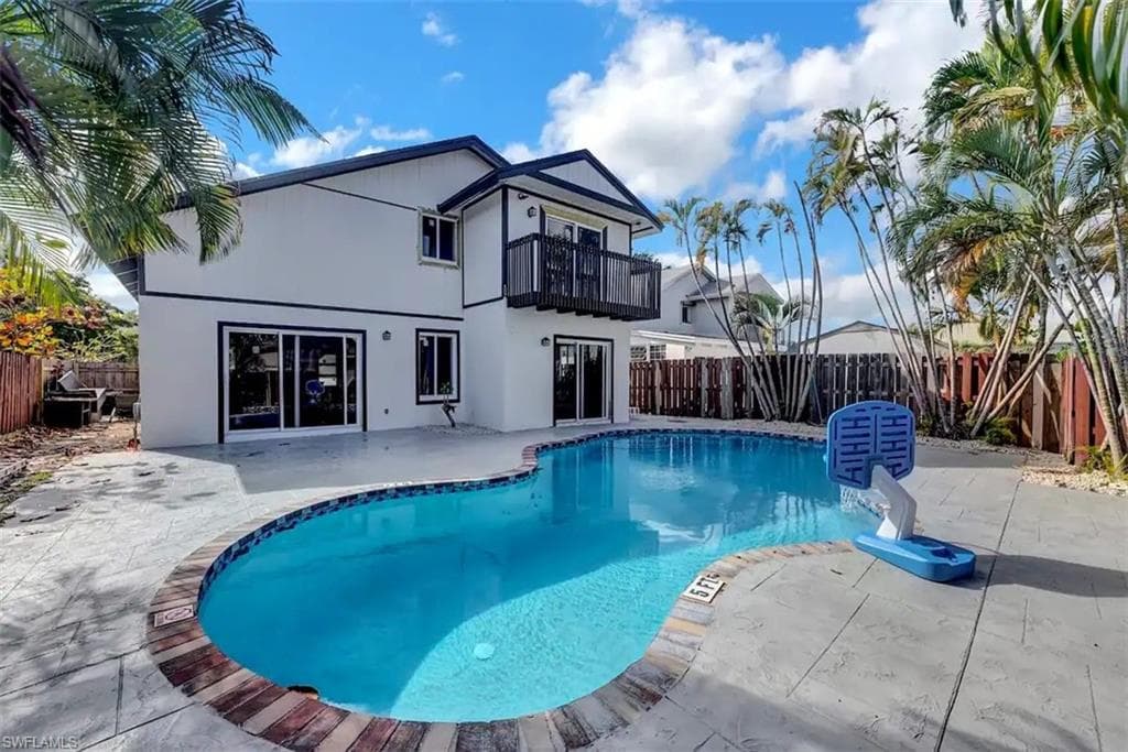 2541 Southridge RD DELRAY BEACH, FL 33444