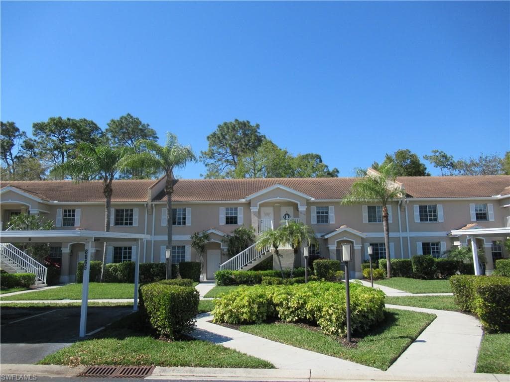8065 Tiger CV 1603 NAPLES, FL 34113