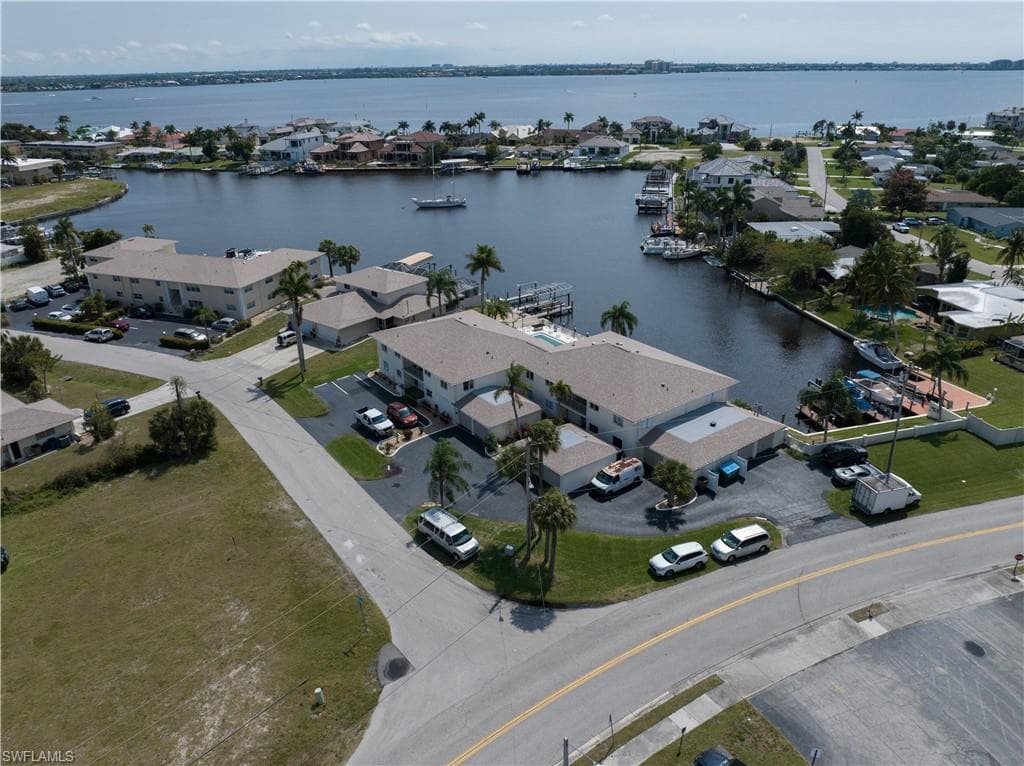1706 Bikini CT 202 CAPE CORAL, FL 33904