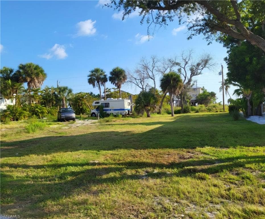 5840 Lauder ST FORT MYERS BEACH, FL 33931