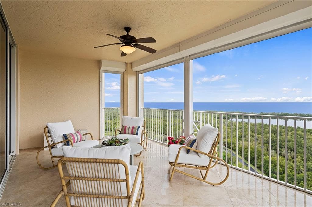 6597 Nicholas BLVD 1606 NAPLES, FL 34108