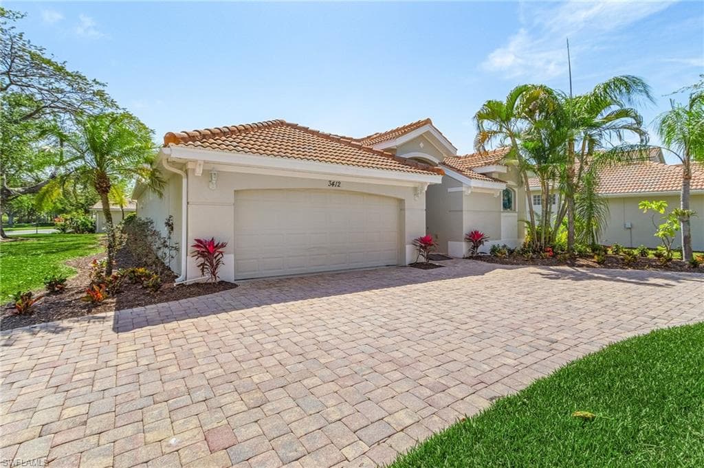 3412 Sandpiper WAY NAPLES, FL 34109