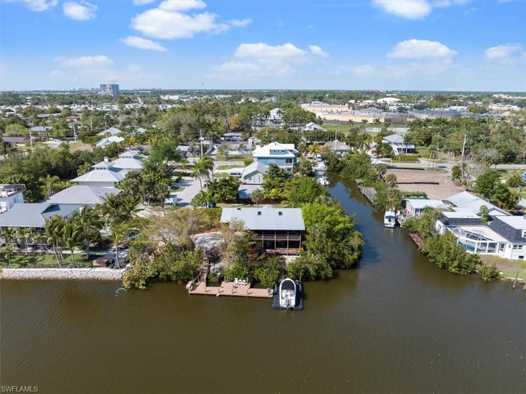 2997 Poplar ST NAPLES, FL 34112