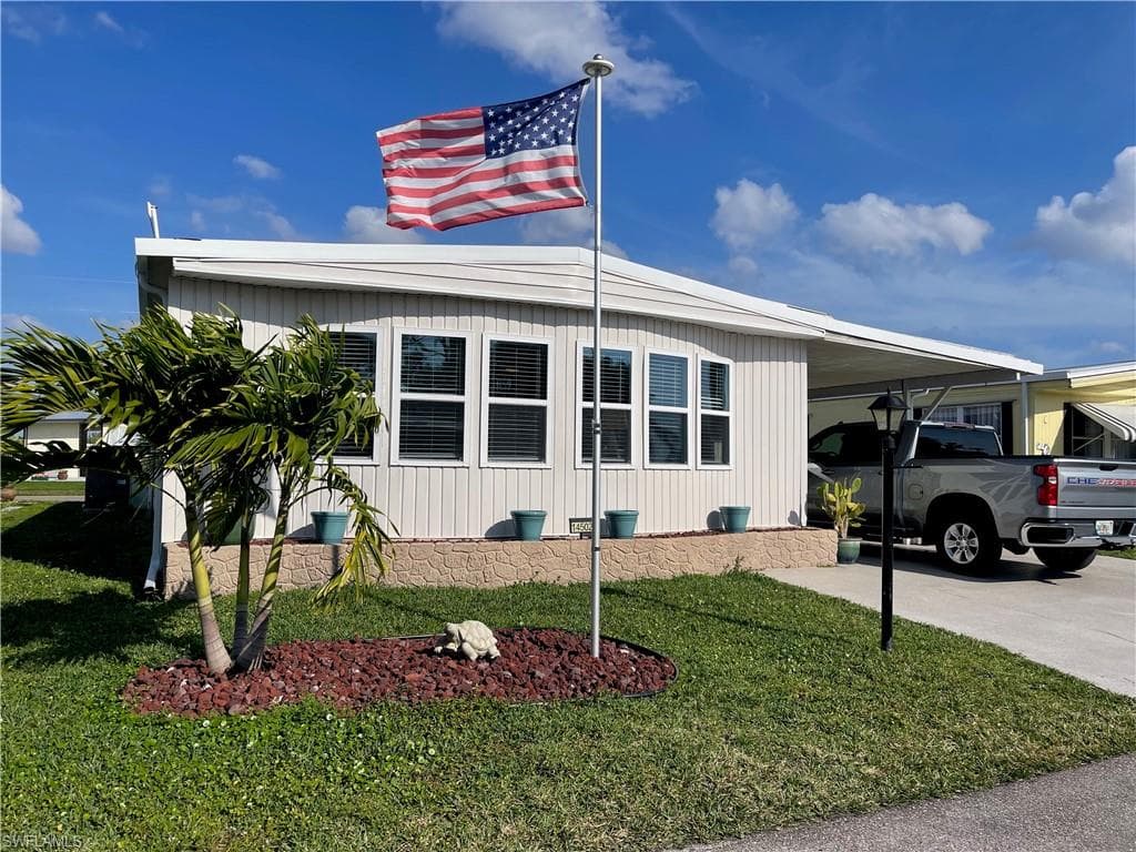 14502 Nathan Hale LN 467 NORTH FORT MYERS, FL 33917