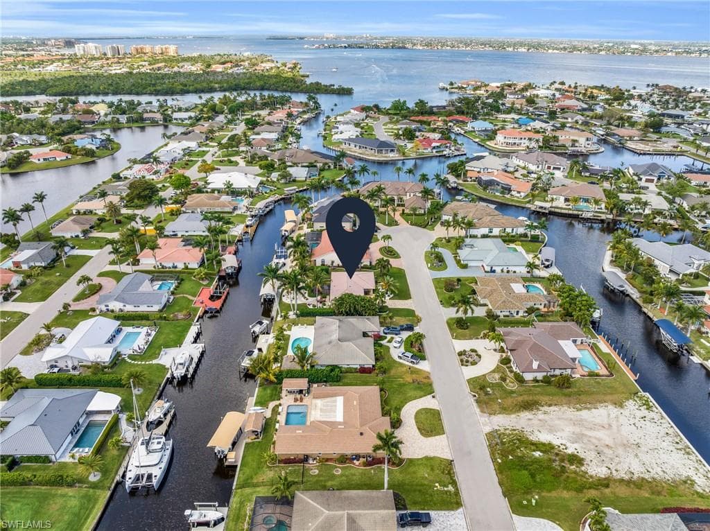 956 Wittman DR FORT MYERS, FL 33919