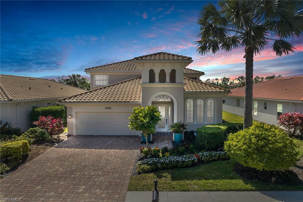 7632 Martino CIR NAPLES, FL 34112