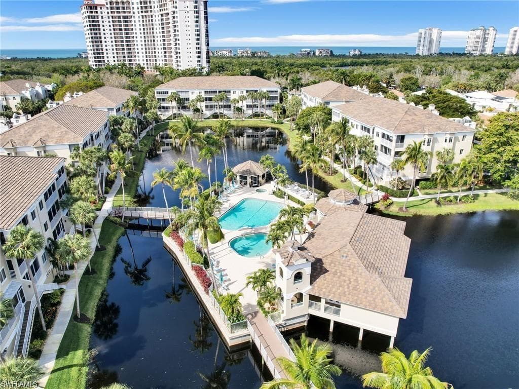 7687 Pebble Creek CIR E 403 NAPLES, FL 34108