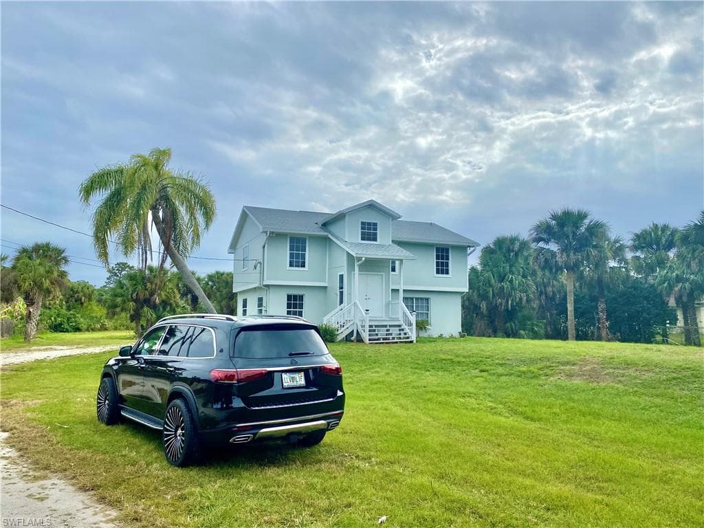 260 13th ST SW NAPLES, FL 34117