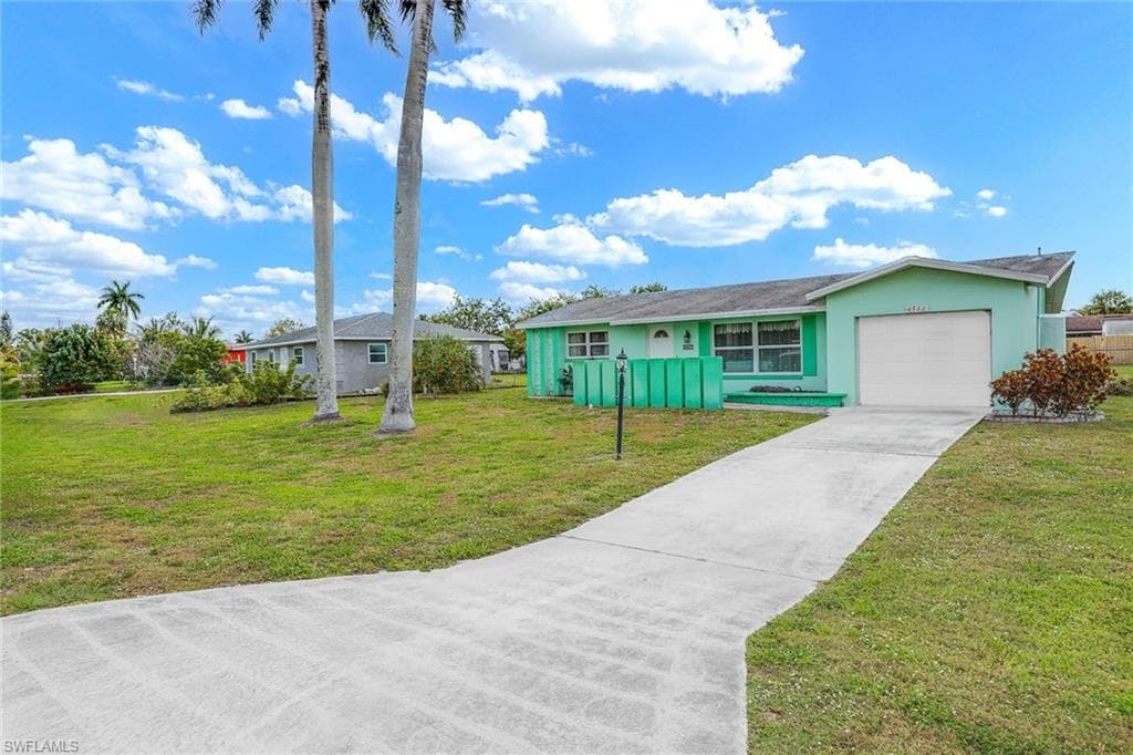 4396 20th PL SW NAPLES, FL 34116