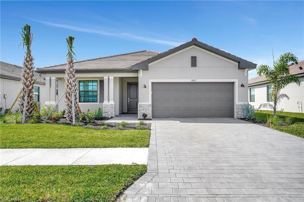 13827 Hunter Oak DR FORT MYERS, FL 33913