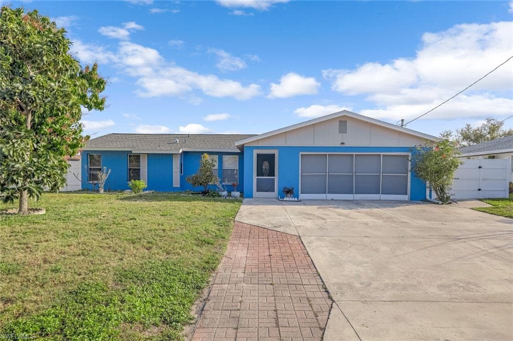 1108 SE 30th ST CAPE CORAL, FL 33904