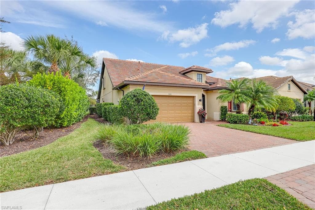 7123 Lily WAY NAPLES, FL 34114