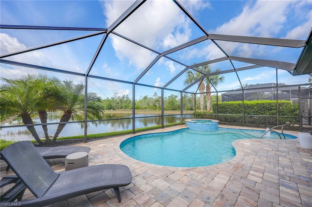 7420 Winding Cypress DR NAPLES, FL 34114