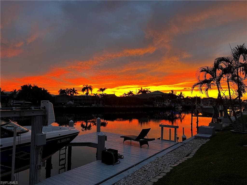 820 Willow CT MARCO ISLAND, FL 34145