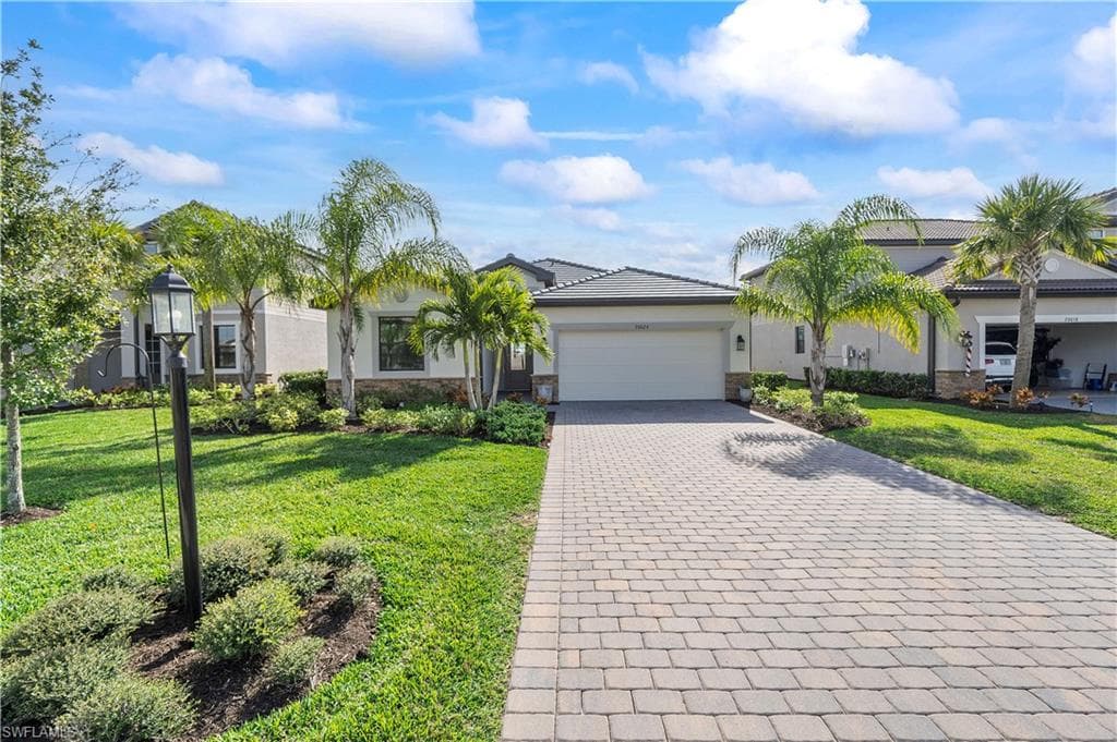 20024 Napa LOOP ESTERO, FL 33928