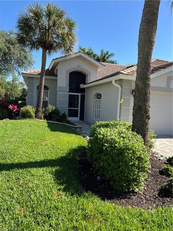 8819 Naples Heritage DR D-8 NAPLES, FL 34112