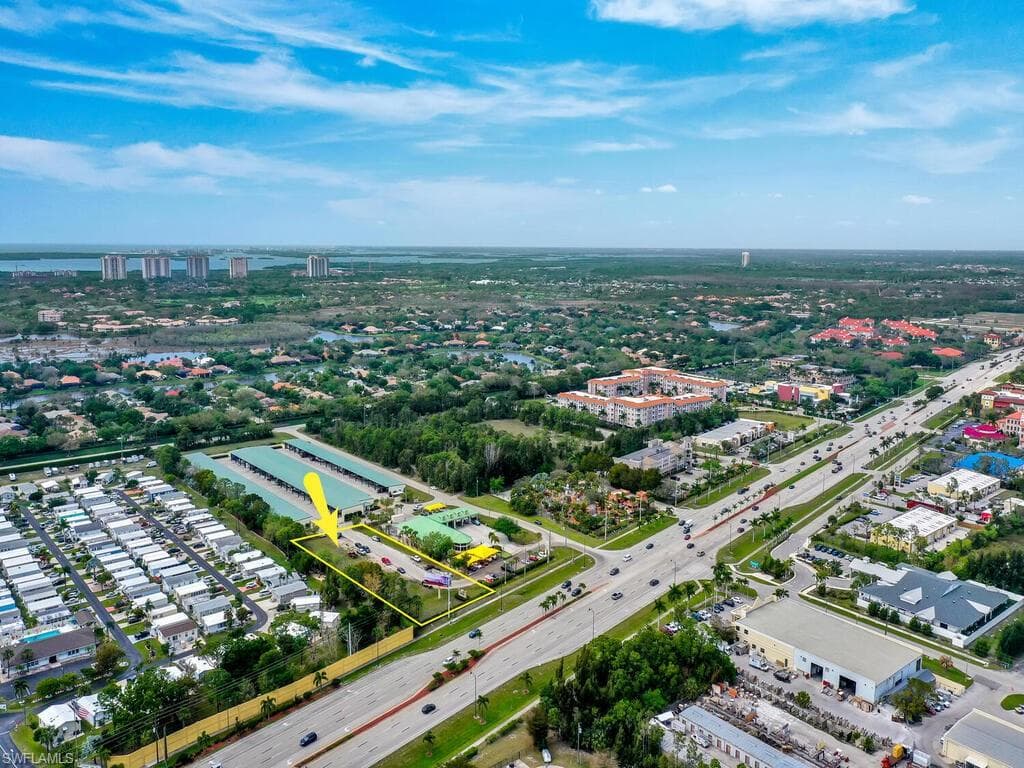 Tamiami TRL S BONITA SPRINGS, FL 34134