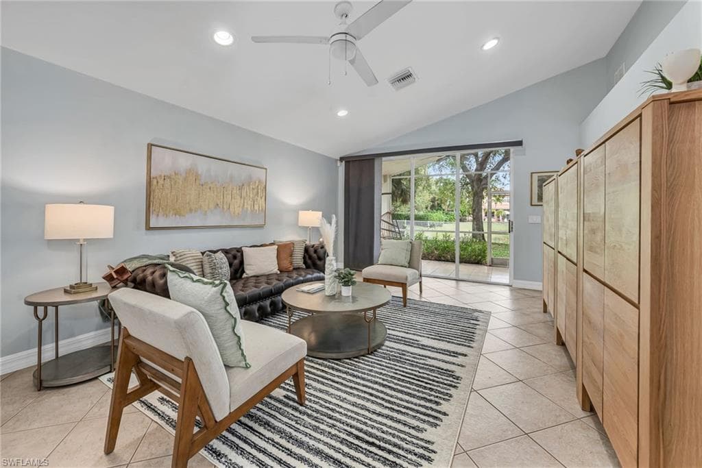 1735 Triangle Palm TER NAPLES, FL 34119