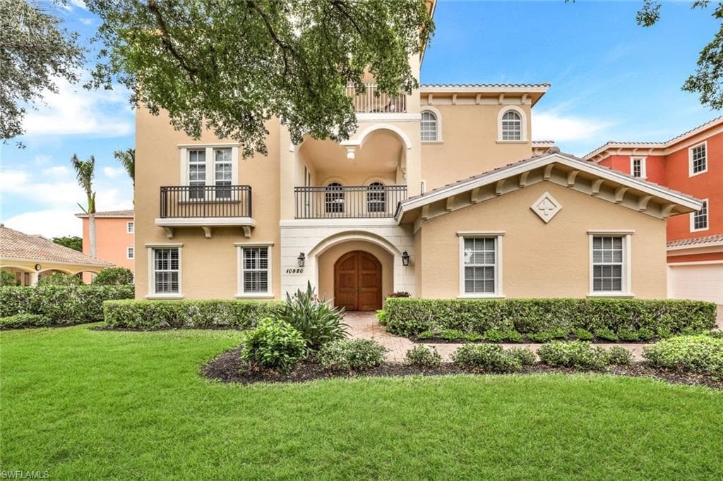 10820 Vivaldi CT 201 MIROMAR LAKES, FL 33913