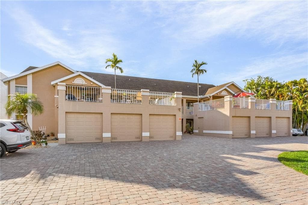 4206 SE 20th PL 103 CAPE CORAL, FL 33904