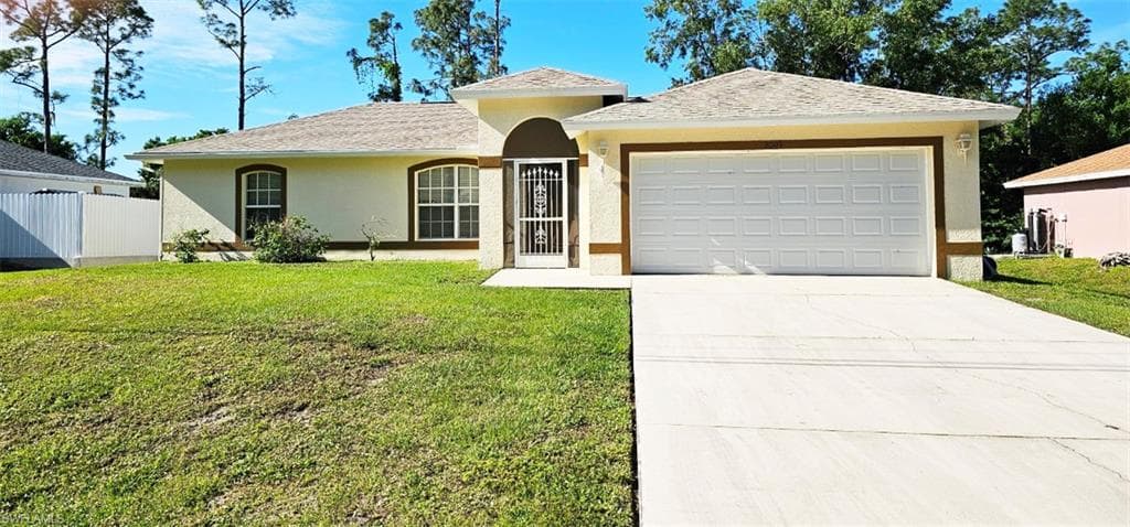 3003 Nadine LN LEHIGH ACRES, FL 33971