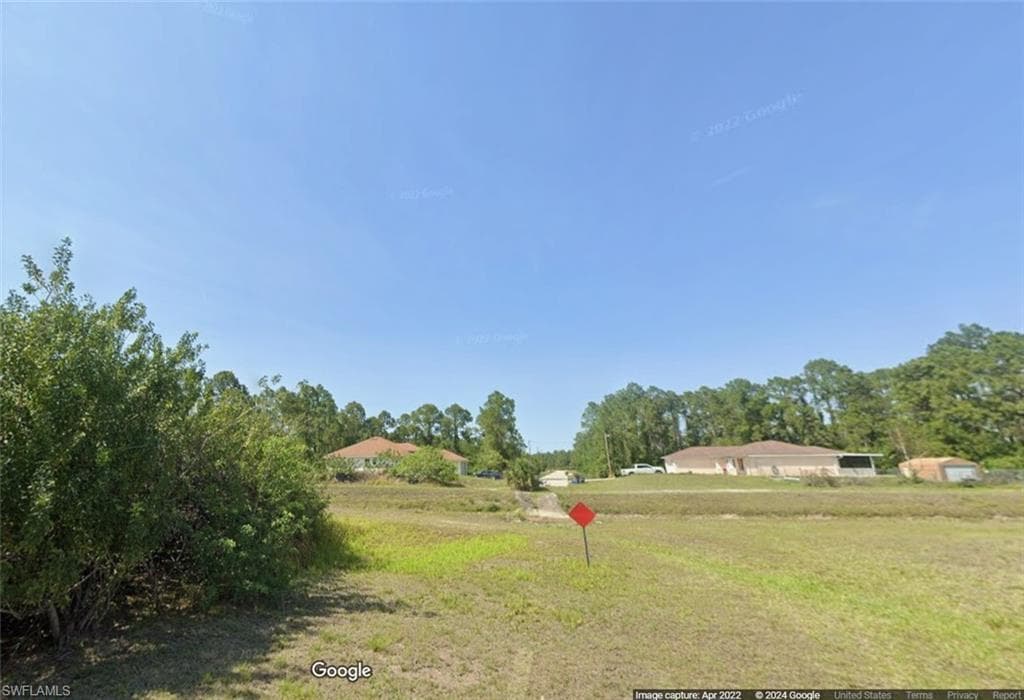 2803 Gene AVE N LEHIGH ACRES, FL 33971