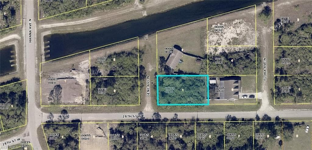 2800 Gene AVE N LEHIGH ACRES, FL 33971