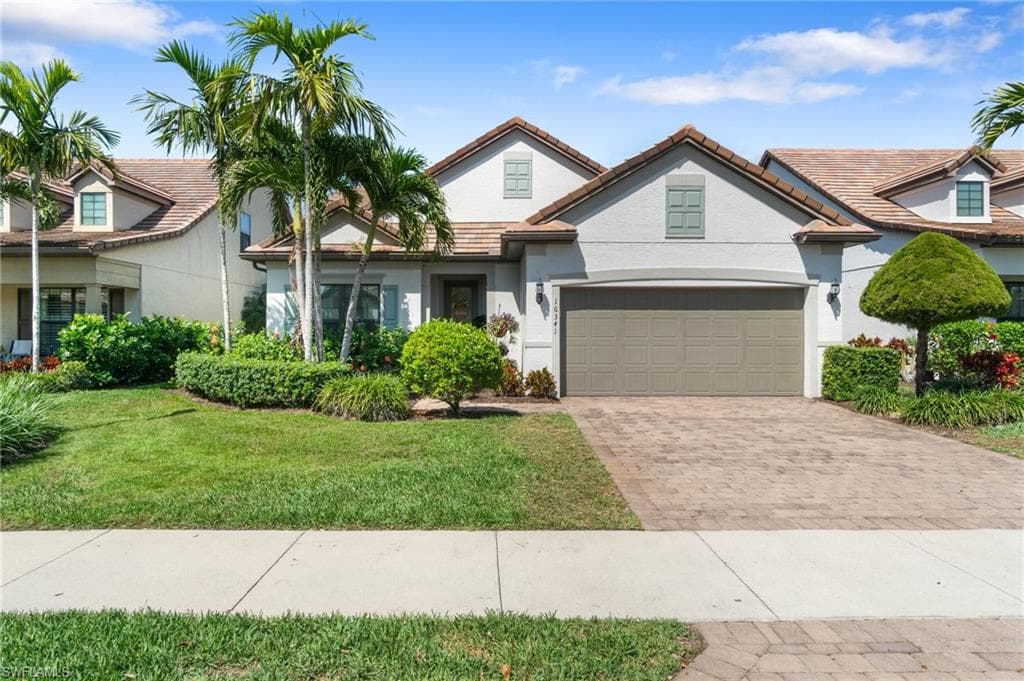 16341 Camden Lakes CIR NAPLES, FL 34110
